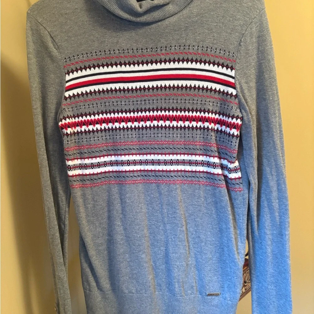 Tommy Hilfiger Gray and Red Striped Turtleneck Sweater - Picture 10 of 10